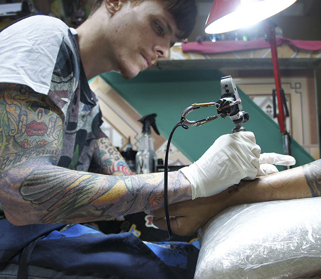 Cuban Tattoo Artists Battle the Castro Regime and Censorship